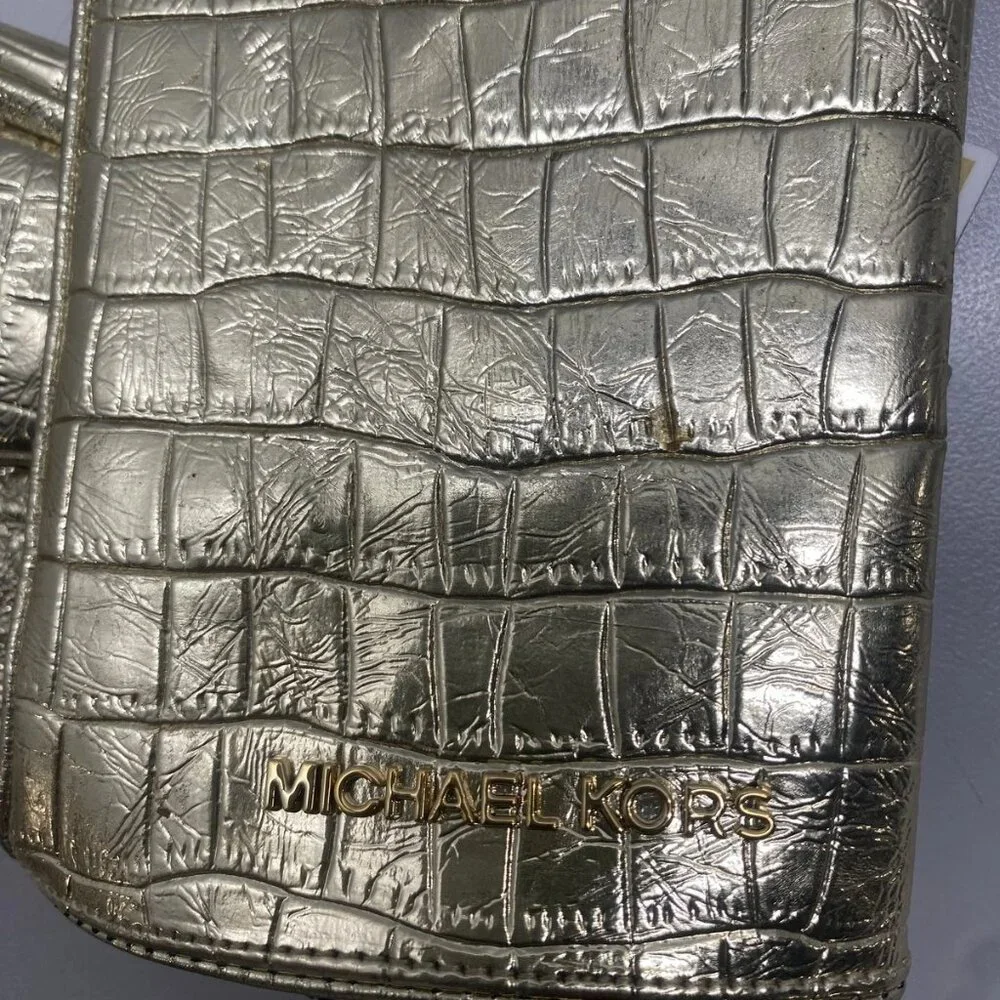 Michael Kors Women's Metallic Crocodile Embossed Leather Gloves – Size M – Gold